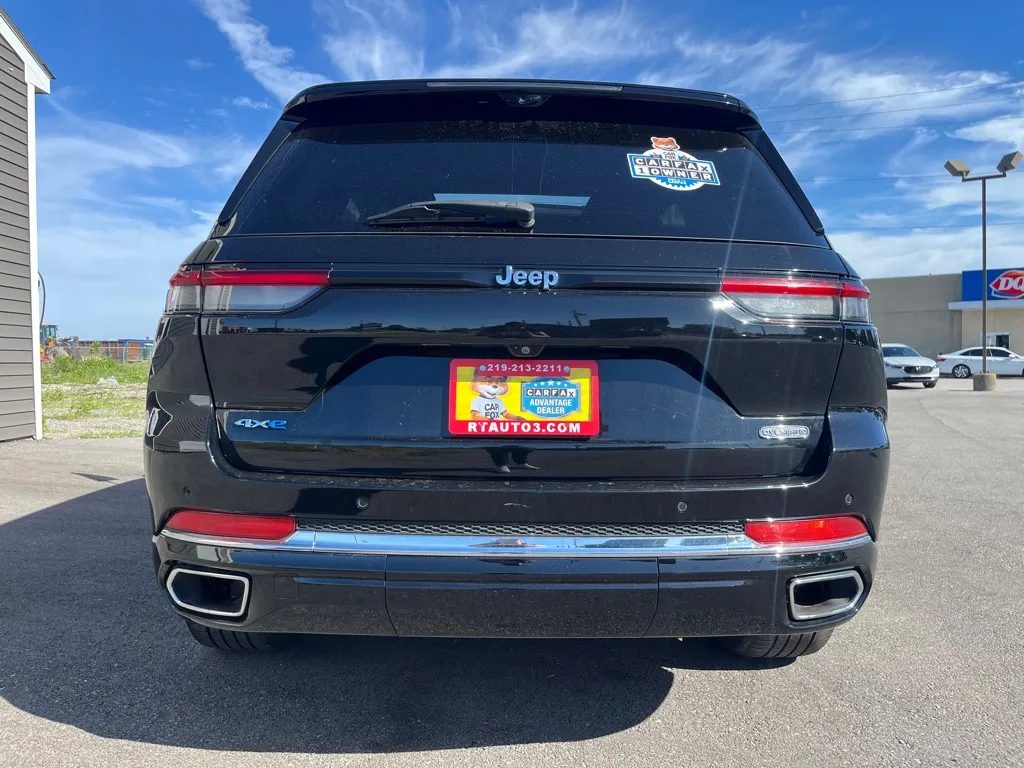 2023 Jeep Grand Cherokee Overland 4xe - Photo 10