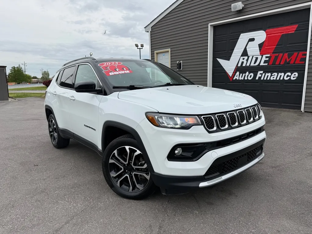 2023 Jeep Compass Limited 4X4's photo