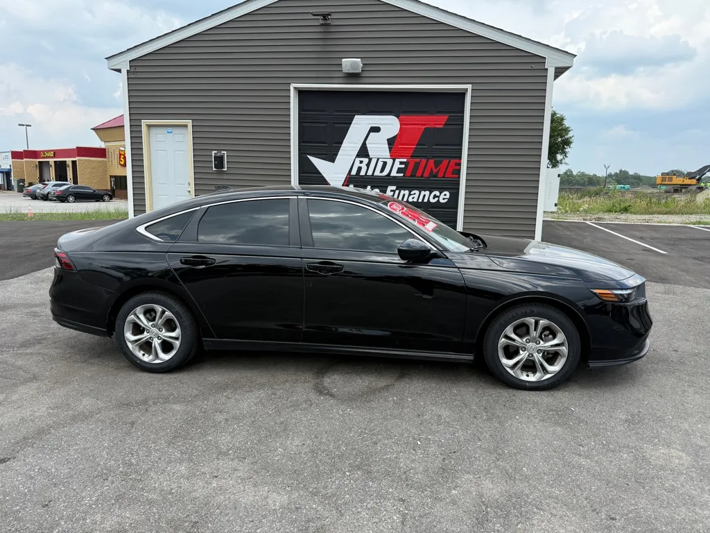 2024 Honda Accord LX - Photo 14