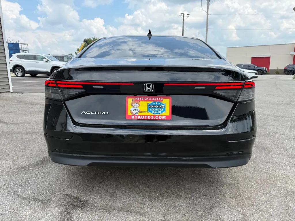 2024 Honda Accord LX - Photo 10