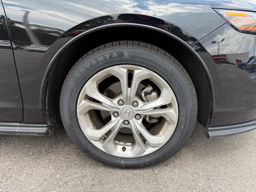 2024 Honda Accord LX - Photo 15