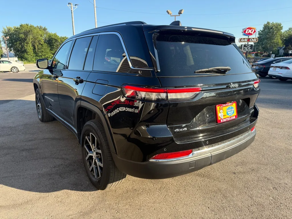 2023 Jeep Grand Cherokee Limited - Photo 8