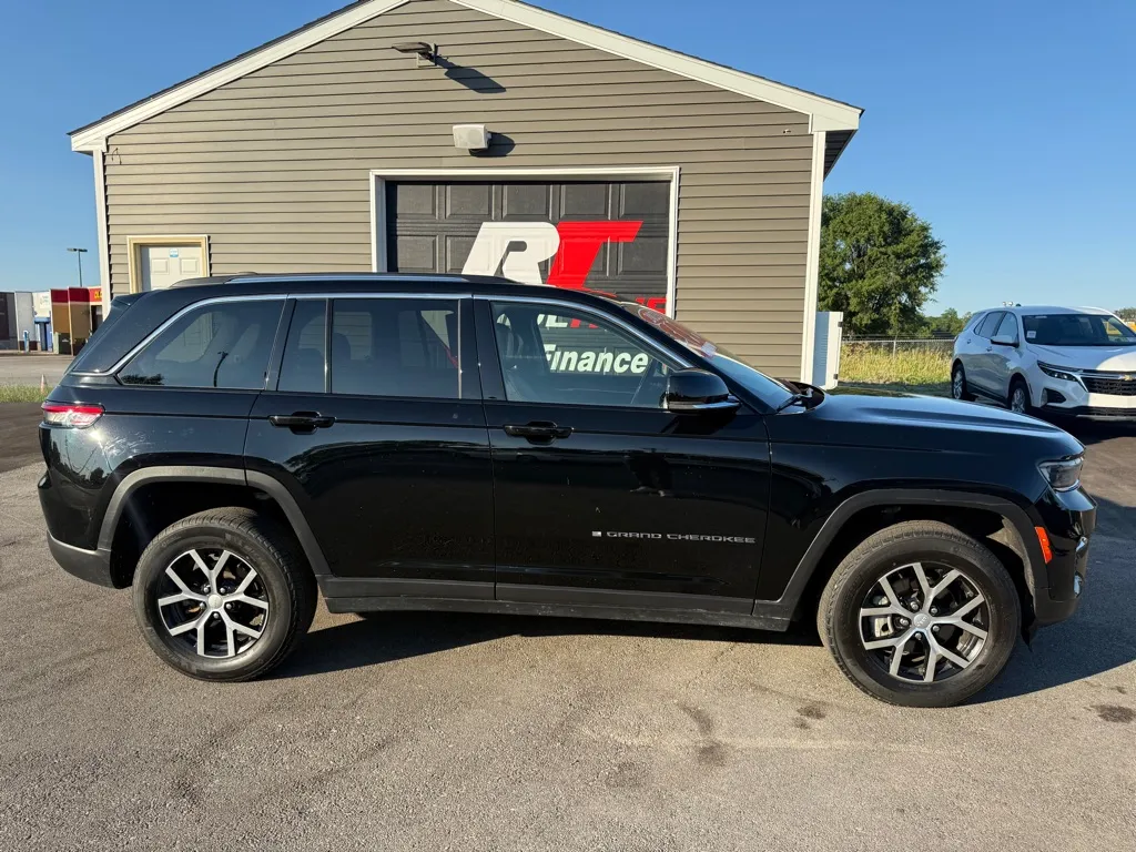 2023 Jeep Grand Cherokee Limited - Photo 14