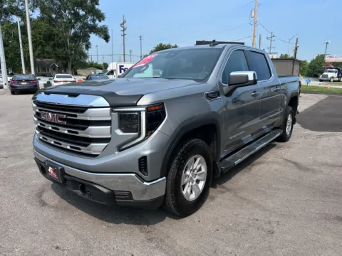 More photos of 2024 GMC SIERRA 1500 SLE at Ride Time Auto Finance Crown Point, IN