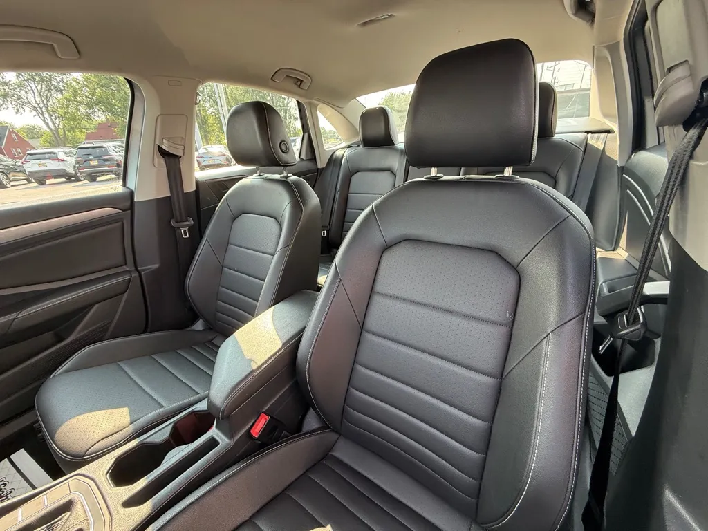 2024 Volkswagen Jetta SE - Photo 23