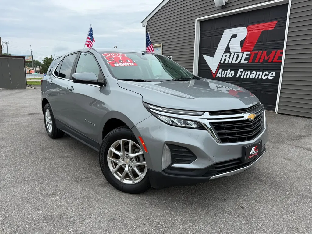 Gray 2023 CHEVROLET EQUINOX LT for sale in Crown Point, IN