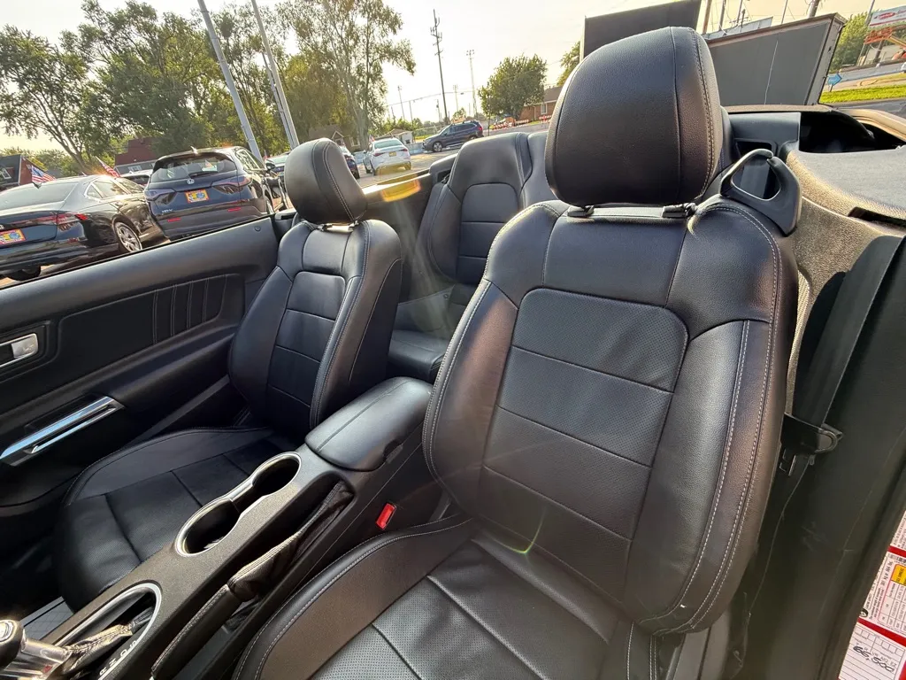 2023 Ford Mustang EcoBoost Premium - Photo 21