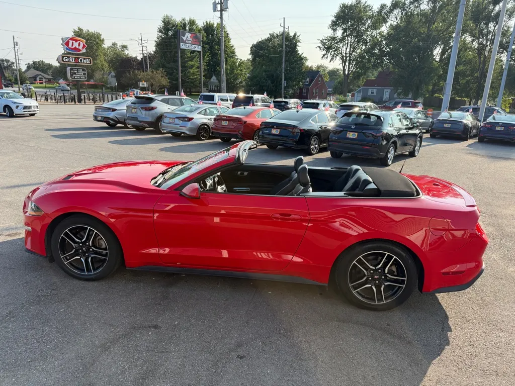 2023 Ford Mustang EcoBoost Premium - Photo 7