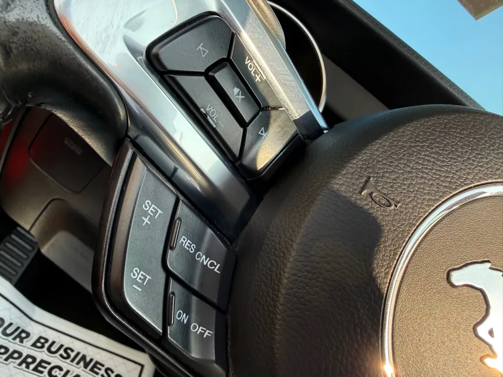 2023 Ford Mustang EcoBoost Premium - Photo 23