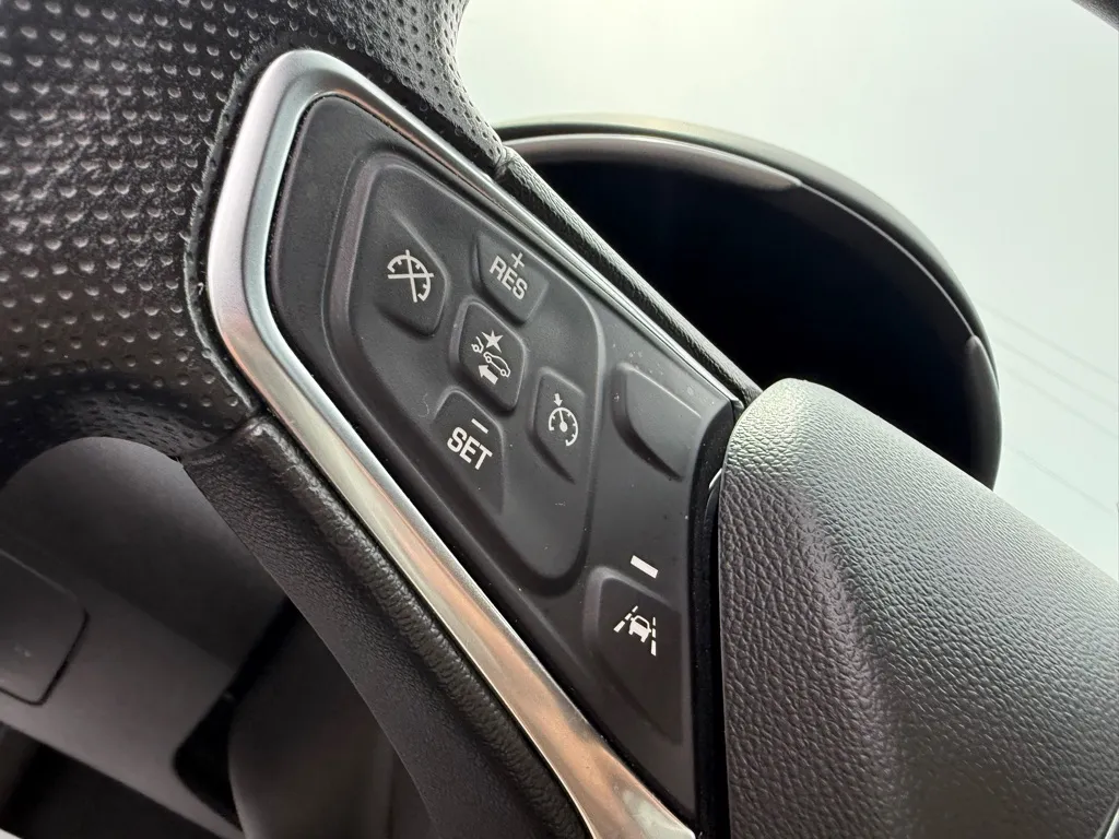 2025 Chevrolet Malibu 1LT - Photo 25