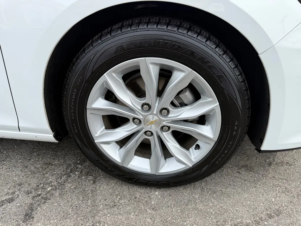 2025 Chevrolet Malibu 1LT - Photo 15