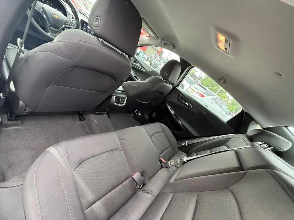 2025 Chevrolet Malibu 1LT - Photo 18