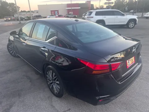 More photos of 2024 NISSAN ALTIMA 2.5 SV at Ride Time Auto Finance Crown Point, IN
