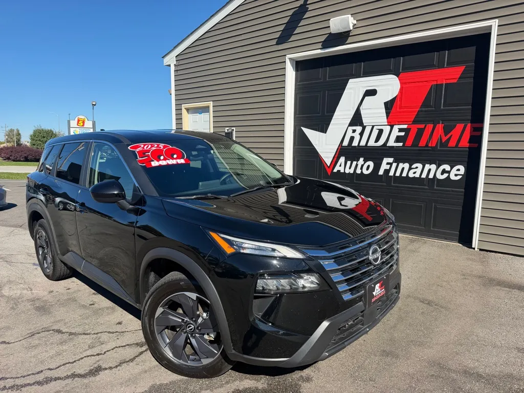Black 2025 NISSAN ROGUE SV for sale in Crown Point, IN