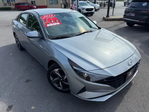 Photos of 2023 HYUNDAI ELANTRA SEL for sale in Crown Point, IN at Ride Time Auto Finance Crown Point
