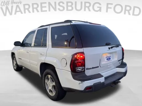 More photos of 2004 Chevrolet TrailBlazer LT at Warrensburg Ford, MO
