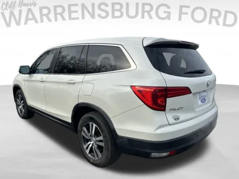 More photos of 2018 Honda Pilot EX-L at Warrensburg Ford, MO