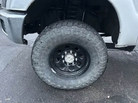 More photos of 2012 Ford F-250SD XLT at Warrensburg Ford, MO