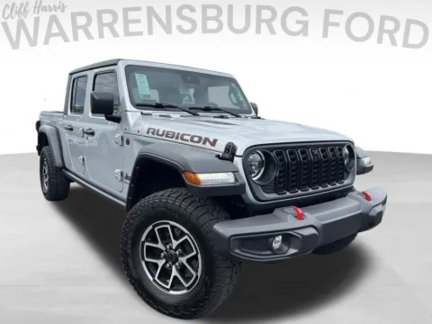 Silver 2024 Jeep Gladiator Rubicon for sale in Warrensburg, MO
