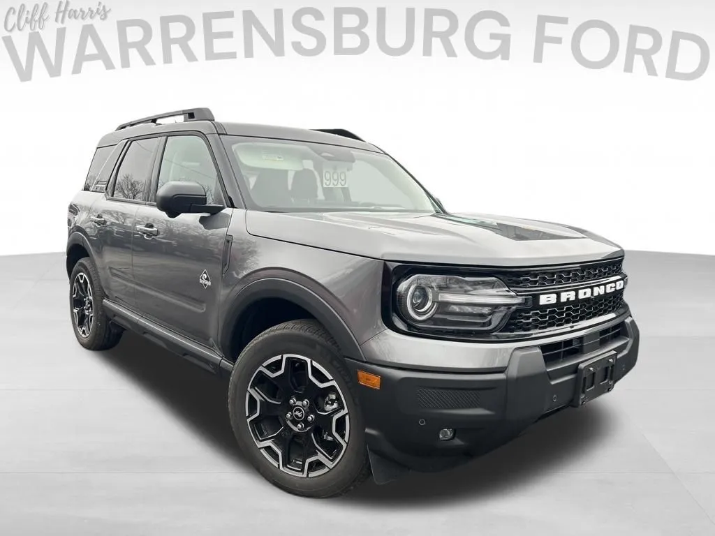 Gray 2025 Ford Bronco Sport Outer Banks for sale in Warrensburg, MO