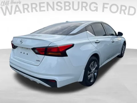 More photos of 2020 Nissan Altima 2.5 S at Warrensburg Ford, MO