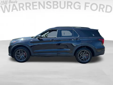 More photos of 2025 Ford Explorer ST-Line at Warrensburg Ford, MO