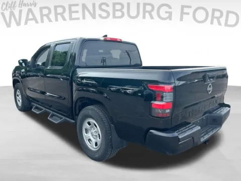More photos of 2022 Nissan Frontier S at Warrensburg Ford, MO