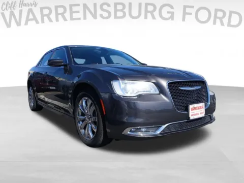 Unknown 2015 Chrysler 300 Limited for sale in Warrensburg, MO