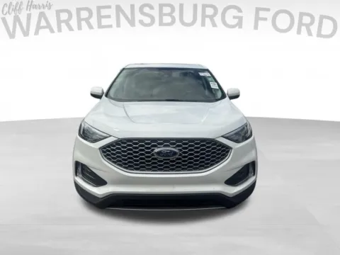 Photos of 2023 Ford Edge SEL for sale in Warrensburg, MO at Warrensburg Ford