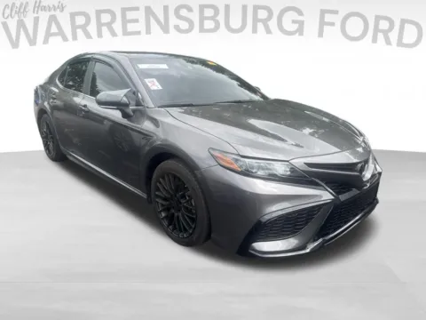 Gray 2024 Toyota Camry SE for sale in Warrensburg, MO