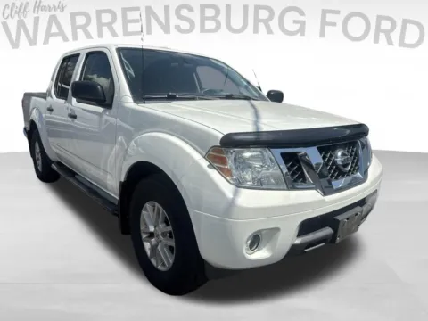White 2018 Nissan Frontier SV for sale in Warrensburg, MO
