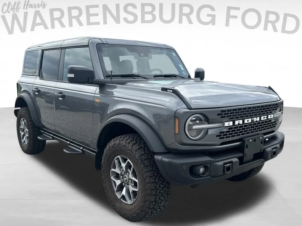 Gray 2025 Ford Bronco Badlands for sale in Warrensburg, MO