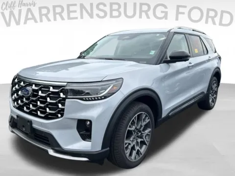 Another view of 2025 Ford Explorer Platinum for sale in Warrensburg, MO at Warrensburg Ford