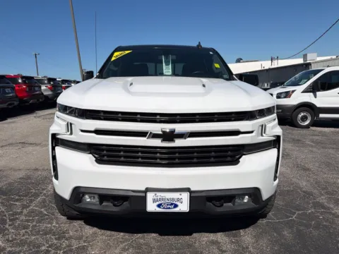 Photos of 2021 Chevrolet Silverado 1500 RST for sale in Warrensburg, MO at Warrensburg Ford