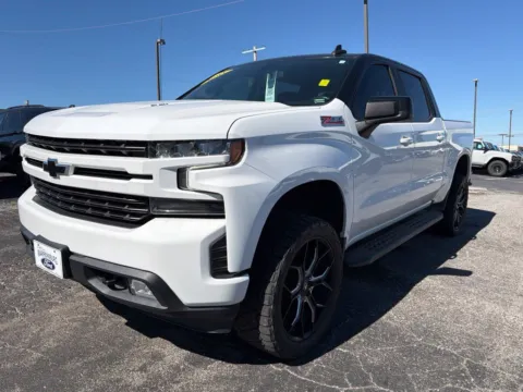 Another view of 2021 Chevrolet Silverado 1500 RST for sale in Warrensburg, MO at Warrensburg Ford