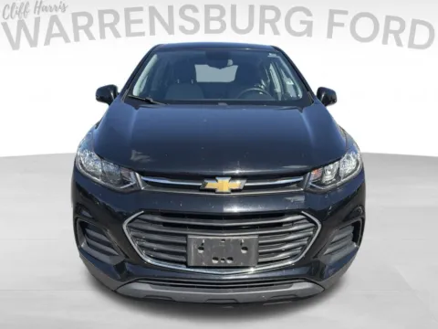 Photos of 2018 Chevrolet Trax LS for sale in Warrensburg, MO at Warrensburg Ford