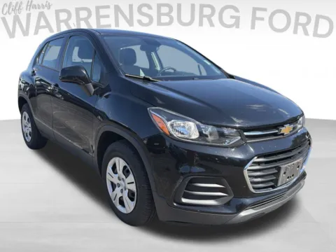 Black 2018 Chevrolet Trax LS for sale in Warrensburg, MO
