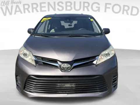 Photos of 2019 Toyota Sienna LE for sale in Warrensburg, MO at Warrensburg Ford