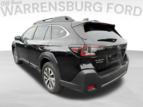 More photos of 2023 Subaru Outback Premium at Warrensburg Ford, MO