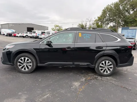 More photos of 2023 Subaru Outback Premium at Warrensburg Ford, MO
