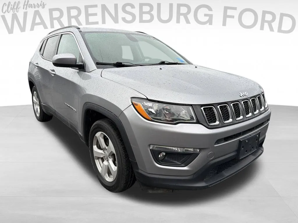 Silver 2021 Jeep Compass Latitude for sale in Warrensburg, MO