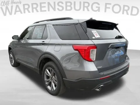 More photos of 2022 Ford Explorer XLT at Warrensburg Ford, MO