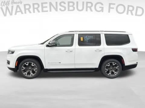 More photos of 2024 Jeep Wagoneer Series III at Warrensburg Ford, MO