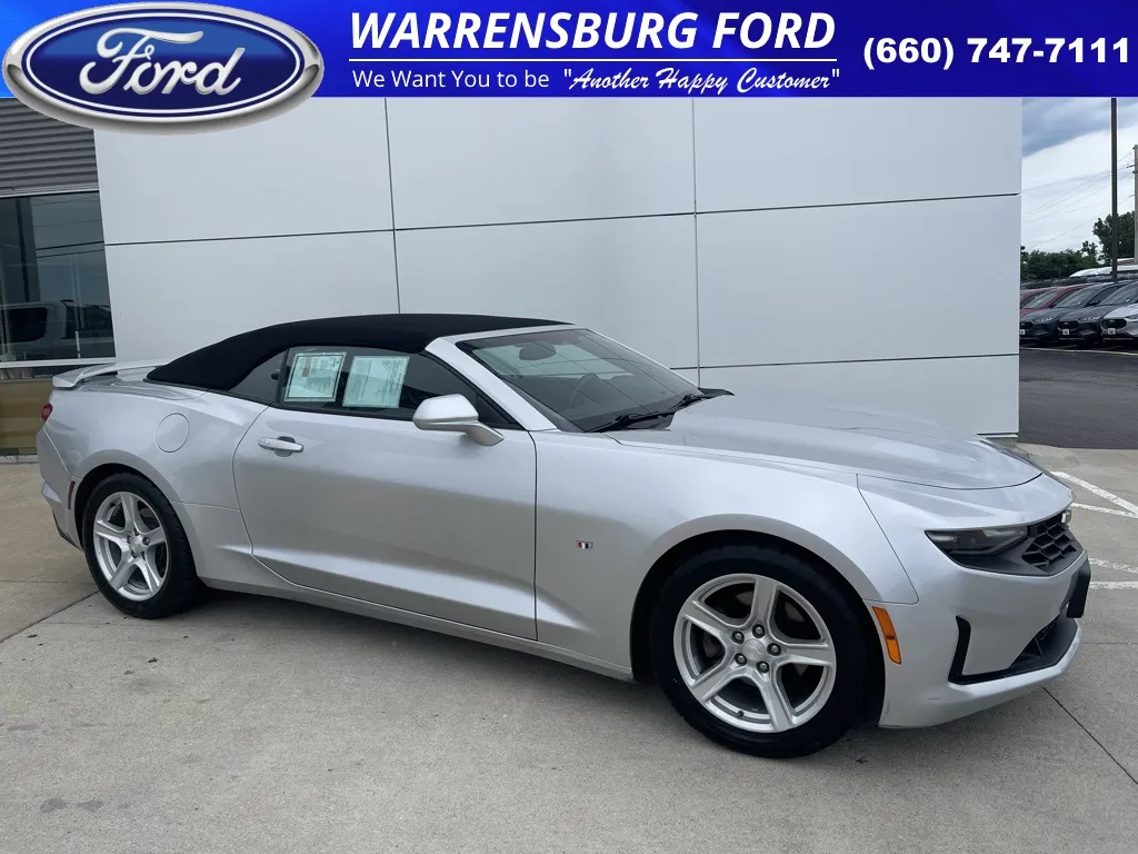 Silver 2019 Chevrolet Camaro 1LT for sale in Warrensburg, MO