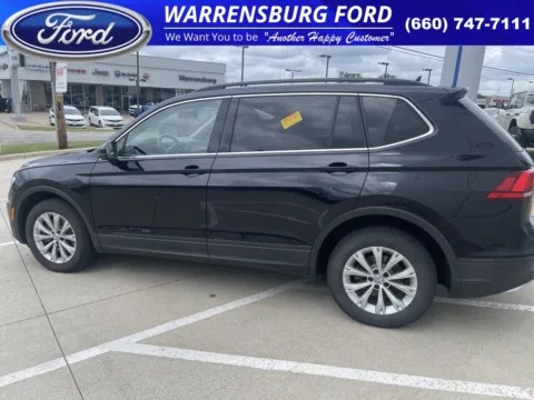 More photos of 2019 Volkswagen Tiguan at Warrensburg Ford, MO