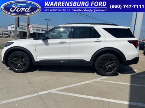 More photos of 2025 Ford Explorer ST-Line at Warrensburg Ford, MO
