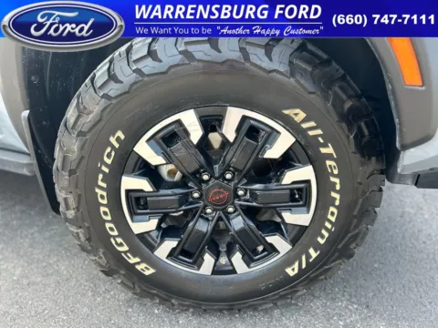 Photos of 2022 Nissan Frontier PRO-4X for sale in Warrensburg, MO at Warrensburg Ford