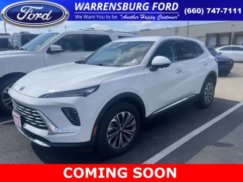 White 2024 Buick Envision Preferred for sale in Warrensburg, MO
