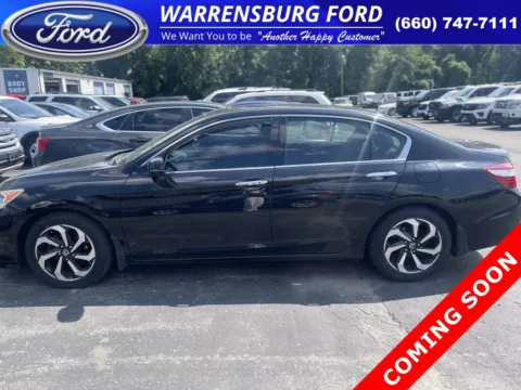 Photos of 2017 Honda Accord EX-L for sale in Warrensburg, MO at Warrensburg Ford