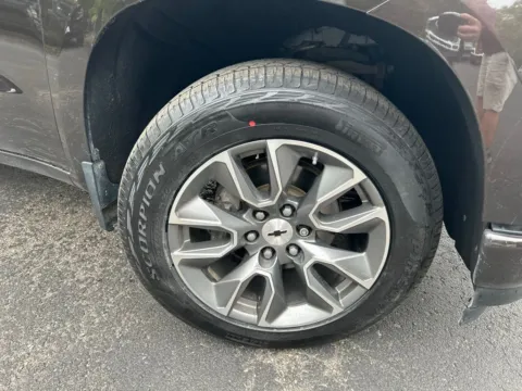Photos of 2019 Chevrolet Silverado 1500 RST for sale in Warrensburg, MO at Warrensburg Ford